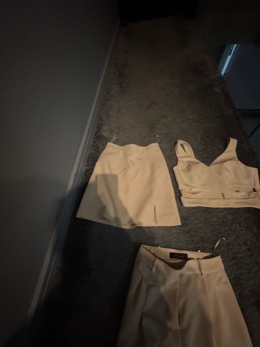 Бежов костюм от 3 части Cliche