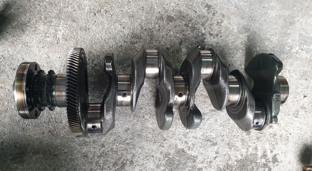 Arbore cuzineti n47 n47d20a 177 cai 143 cai