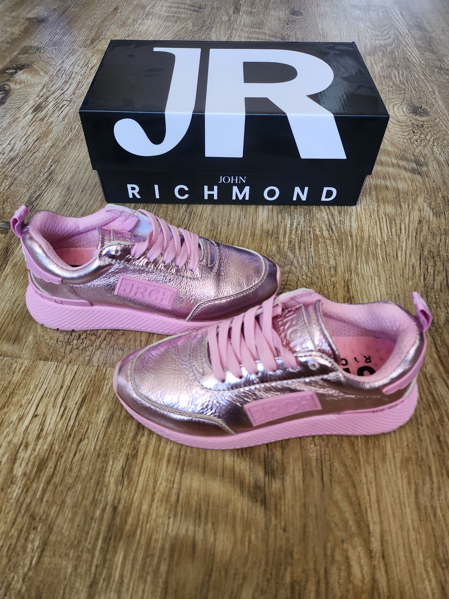 Дамски кецове JOHN RICMOND