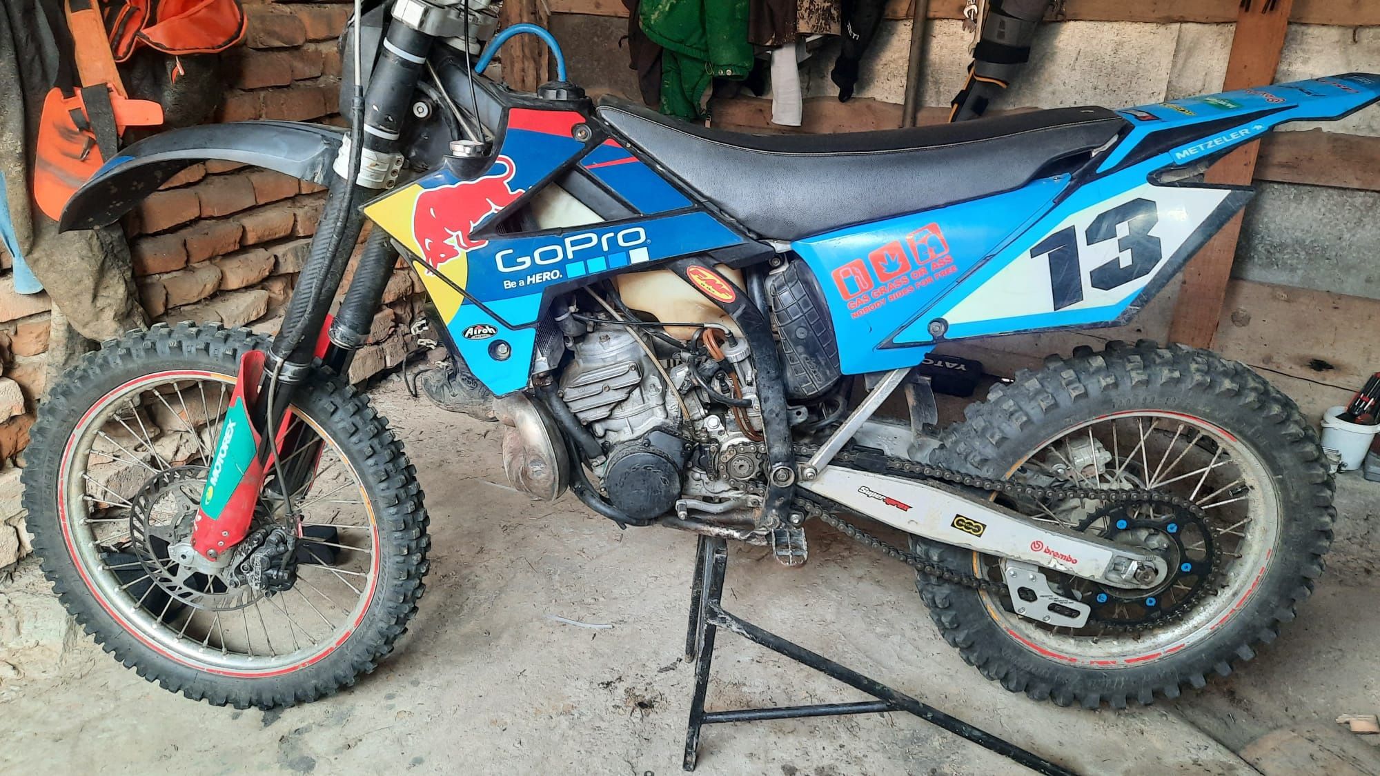 Vând gasgas ec 200cc (usor negociabil)