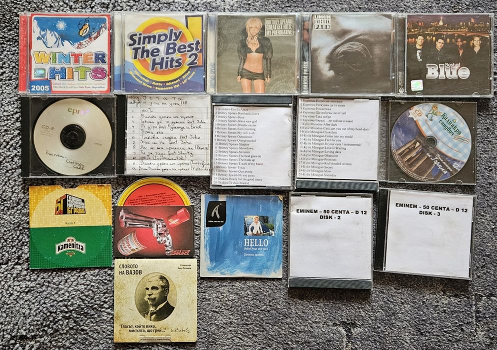 Дискове с музика, филми и игри и Аудио касети