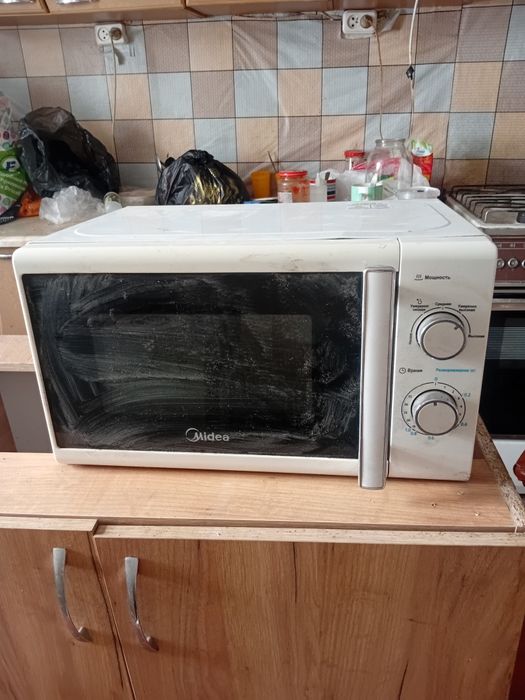 Микроволновая печь на запчасти