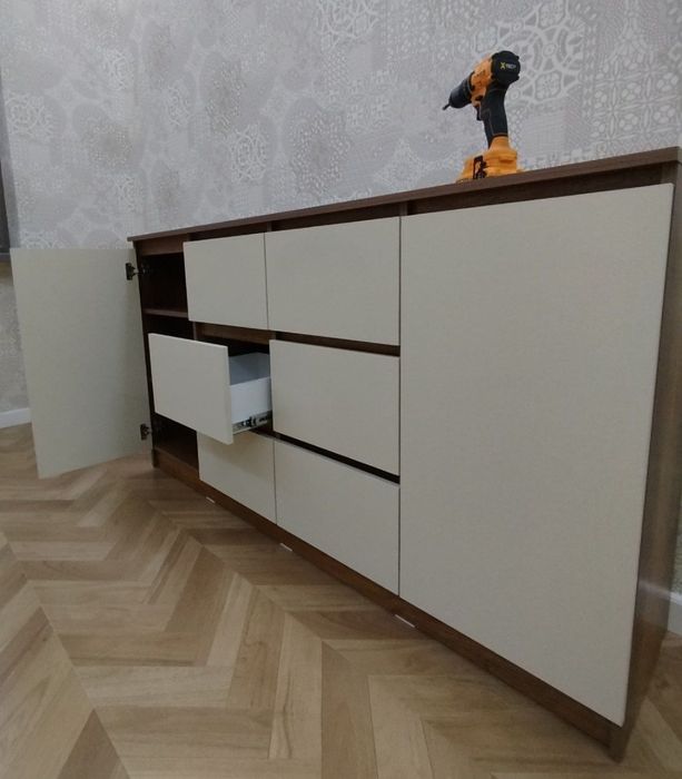 Комод 4х ящиков 2 дверей, материал МДФ
