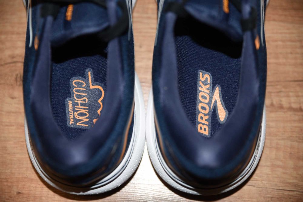 НОВИ Brooks оригинални маратонки, номер 45