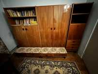 Mobilier vechi - merge folosit