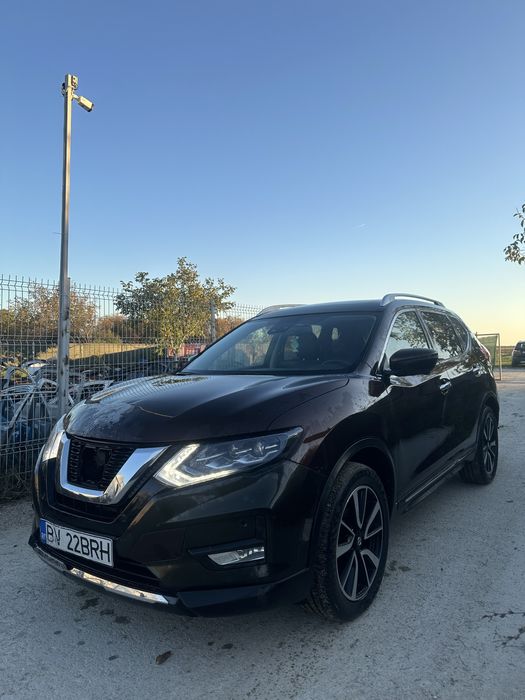 Nissan X Trail 2019 4x4 automat 120.00 KM usor avariat / lovit