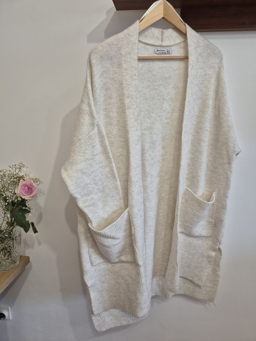 Cardigan lung Stradivarius