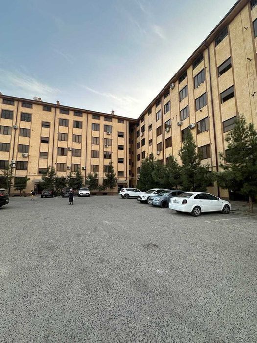 2 хонали полуподвалда жойлашган арзон квартира сотилади