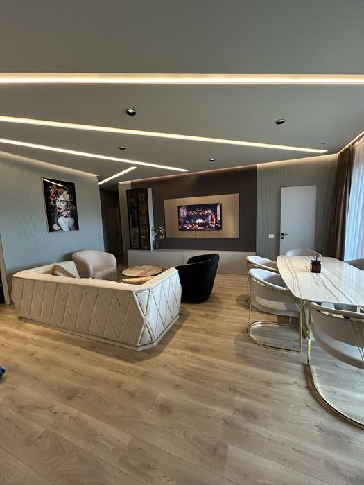 Penthouse Columna Residence