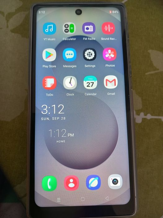 Vînd urgent telefon S 25 ultra