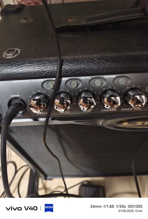 Комбик гитарный Line-6 , spider ll - 30