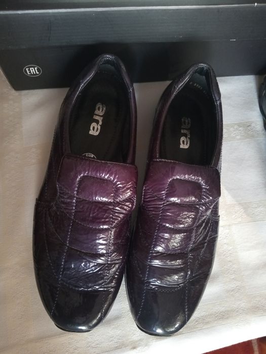 Lot 4 perechi de încălțăminte mărimea 38 - 80 lei totul