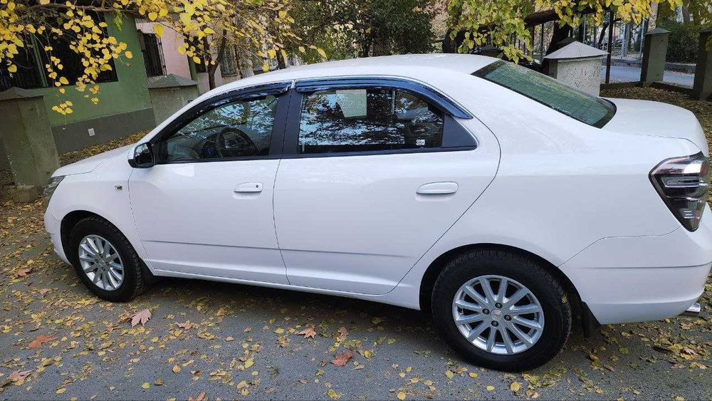 Продаю Chevrolet Cobalt, 2018 год