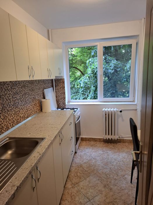 Inchiriere apartament 2 camere semidecomandat - Drumul Taberei, Buc