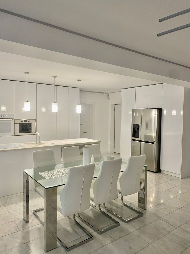 Apartament de inchiriat