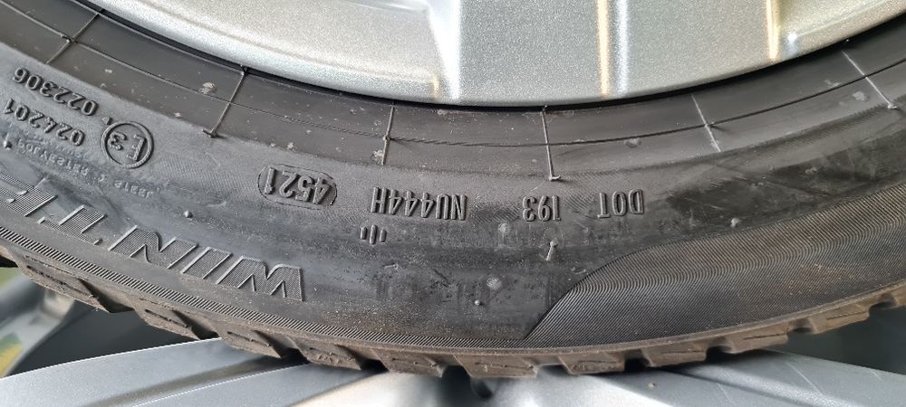 Set complet roti Iarna Mercedes Benz C Class W206  225 50 R 17 Pirelli