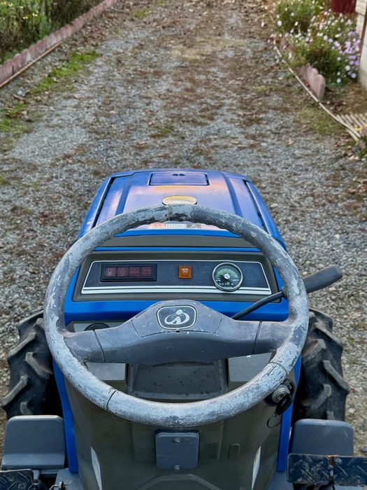 Tractoras japonez IsekiTM17