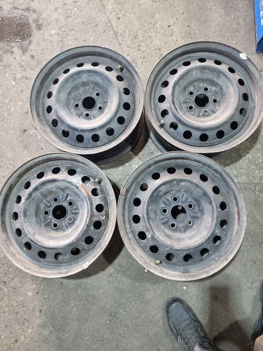 Оригинальные диски R16 5×100 ет45 Цо54,1