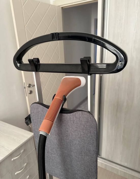 Паравой утюг. Почти новый.