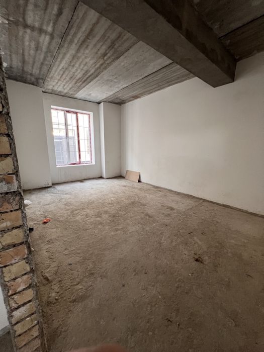 Sotiladi Evrokottedj Kibray Naberejniy 113 000$ 1,3sot 245kv 3 etaj