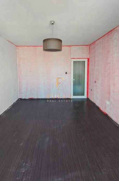 Продава се Двустаен апартамент в Пловдив, Кючук Париж - 65 кв.м за 1450 €/кв.м - Снимка #1