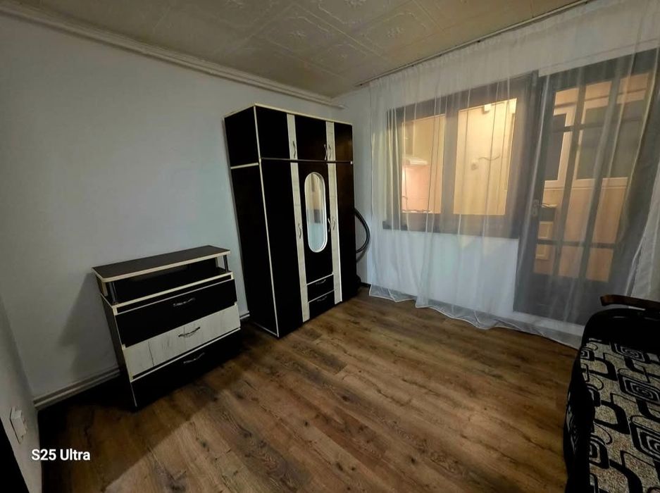 Garsoniera de închiriat, parter, zona Comat, Global, Petrom