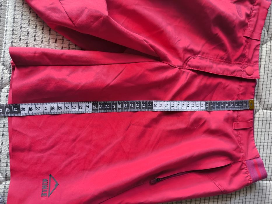 Pantaloni scurți McKinley M(38-40)