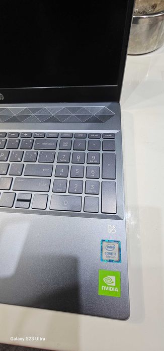 Продавам Лаптоп HP i5