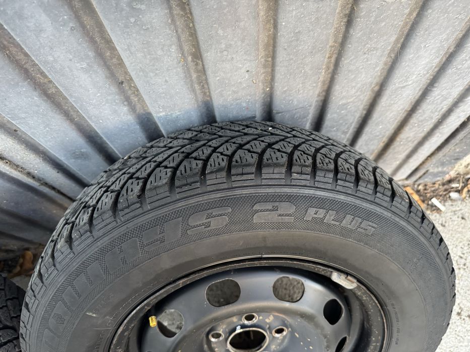 Железни джанти със зимни гуми Ласа14/5*110 187/80/14