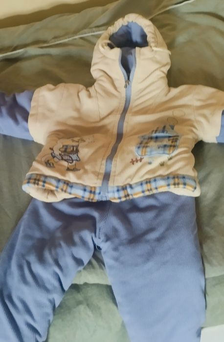 Продам верхнюю одежду для мальчиков 2-4 годика