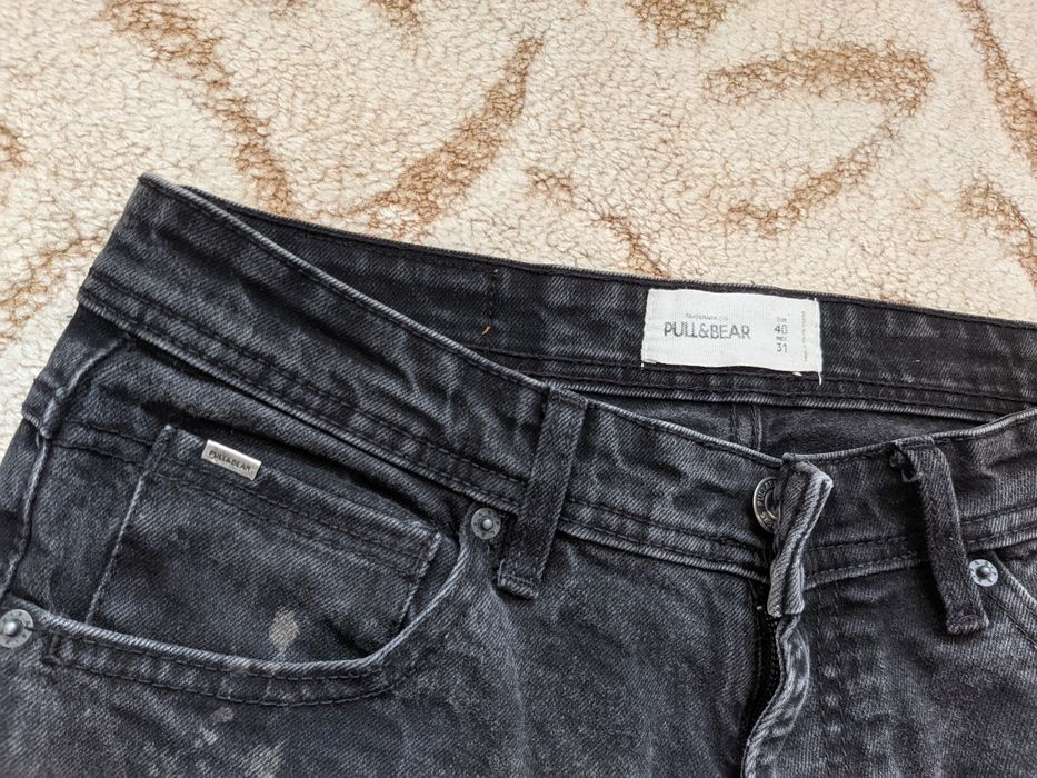 Blugi Pull&Bear Distressed NOI