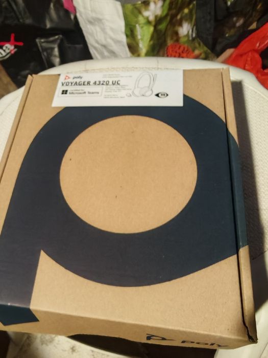 Vând căști Voyager 4320 UC