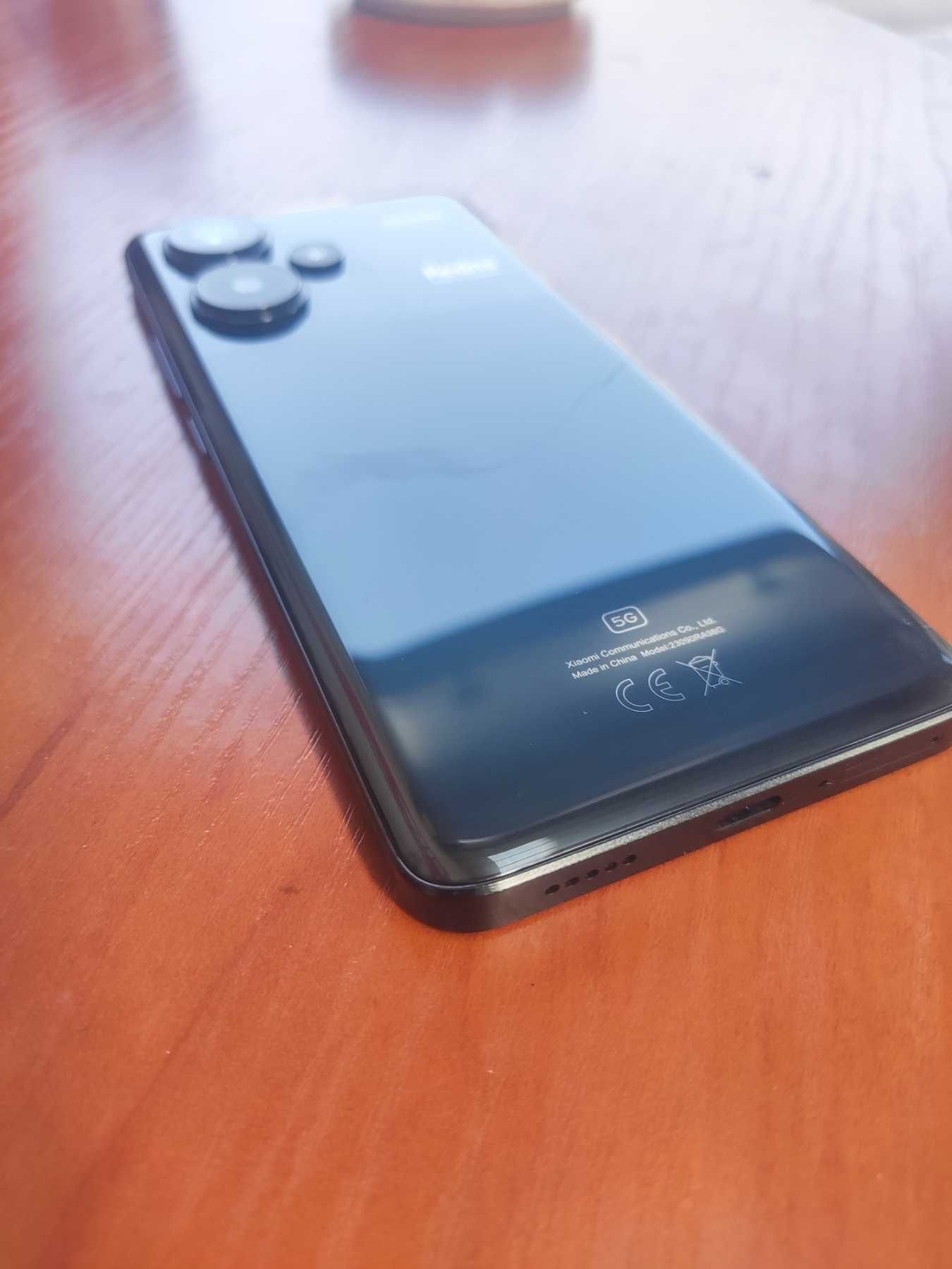 Продавам Redmi note 13 pro plus