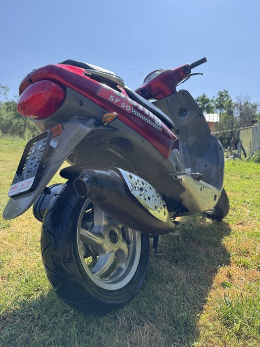 vand scuter hyosung sf50 racing 49cmc