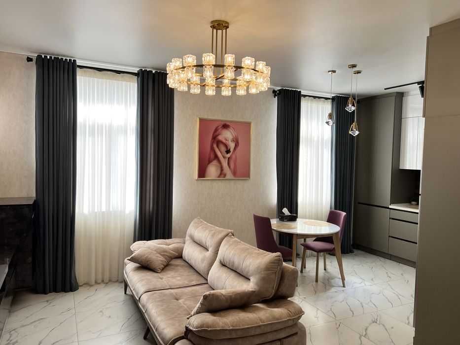 Сдается 2-х комнатная квартира на Паркентском!