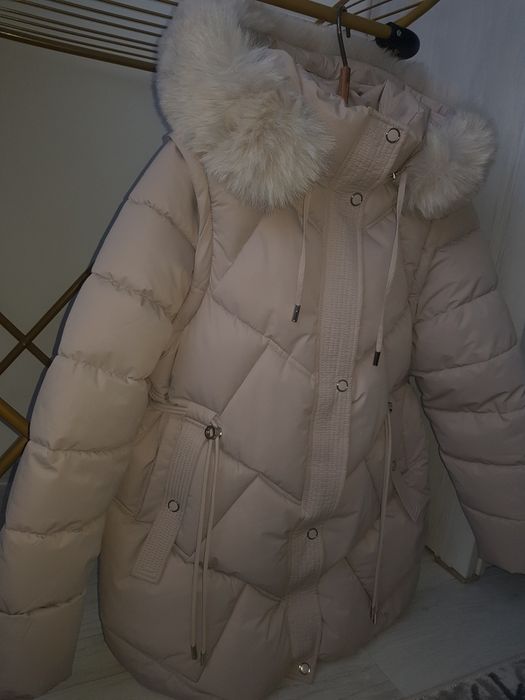 Продаётся зимняя куртка/ Кишки куртка сотилади