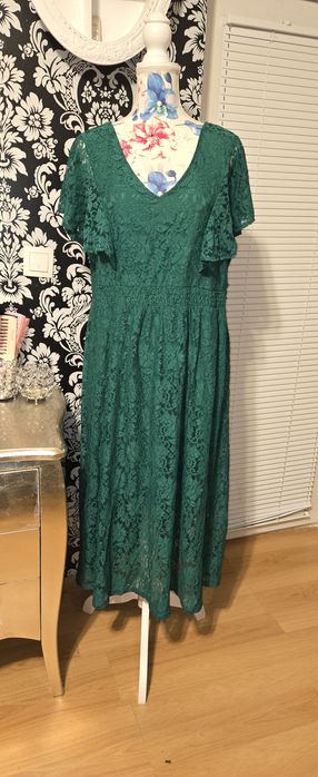 Дантелена рокля в зелено 2хл 3хл 106-124 г.о