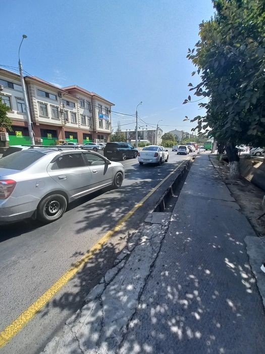 Фаробий 1-Линия 8-соток Фасад:32×21-метр Углавой Ориетнир:Респуб Онкол