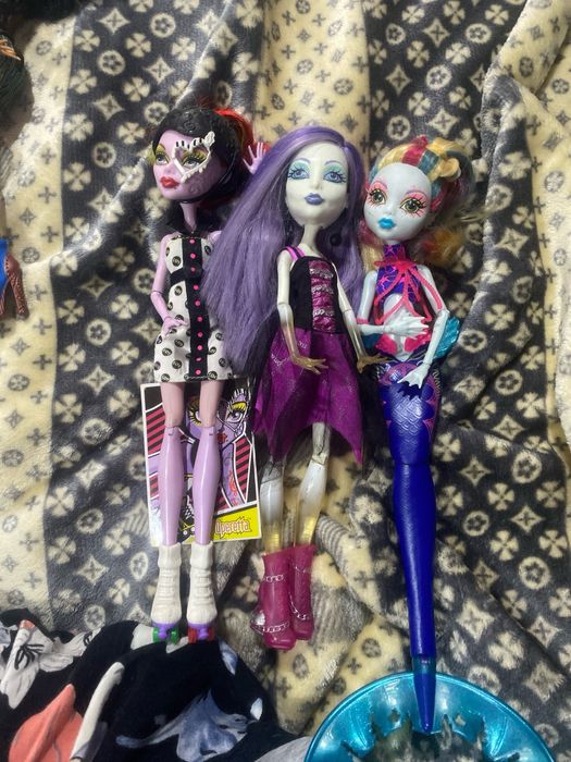 Монстер хай оперета спектра лагуна