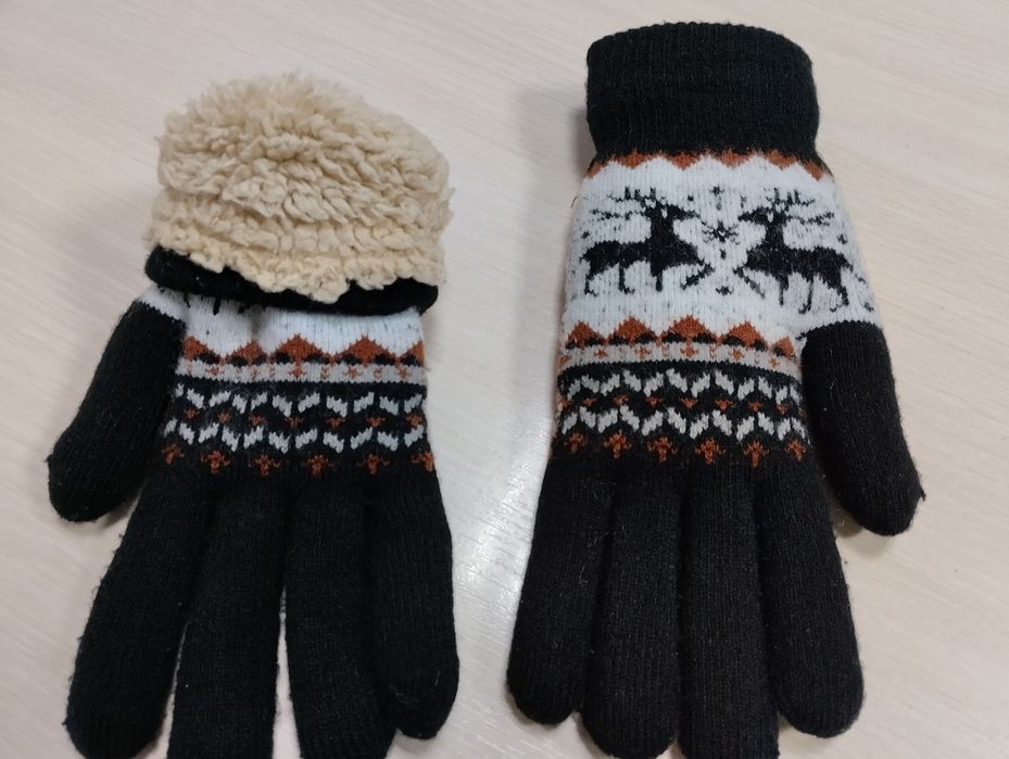 Продам перчатки митенки