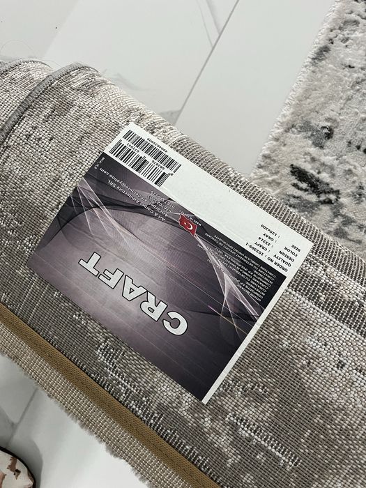 Covor gri, stil modern