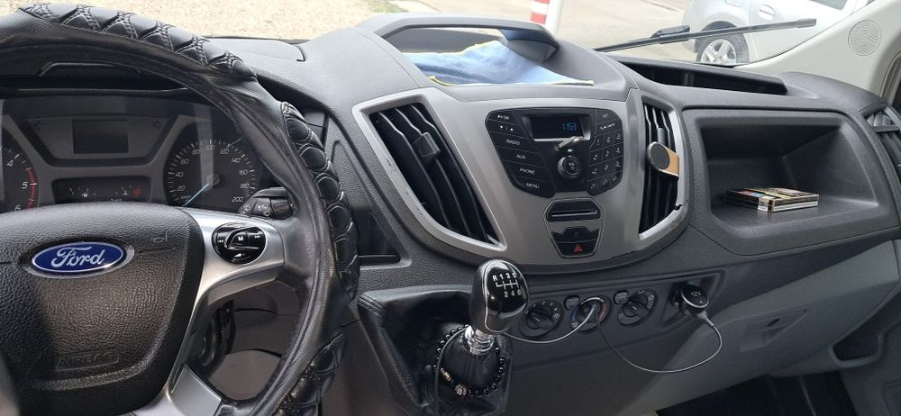 Ford Tranzit cu prelata 8 paleti 125cp