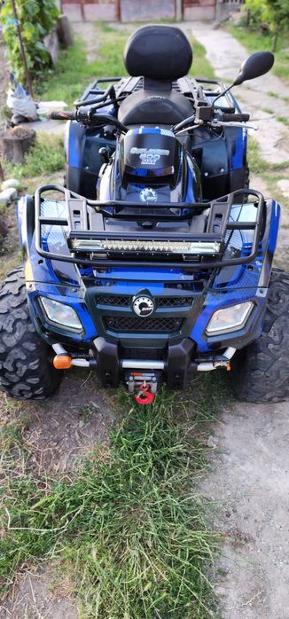 Vând can am 800max