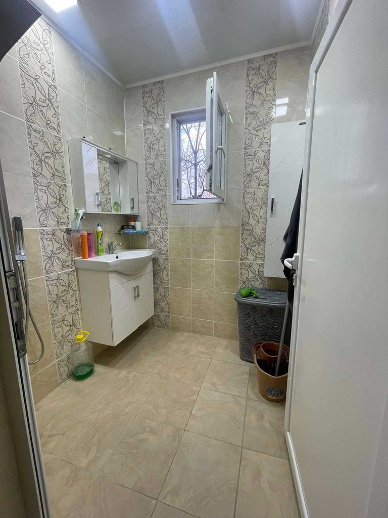 Продава се Тристаен апартамент в Пловдив, Изгрев - 86 кв.м за 1303 €/кв.м - Снимка #3