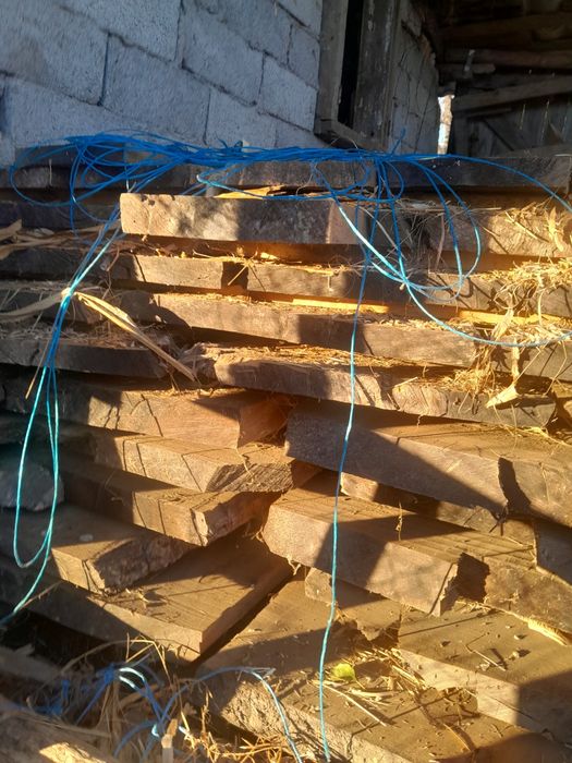 Blat nuc  masiv pentru mese