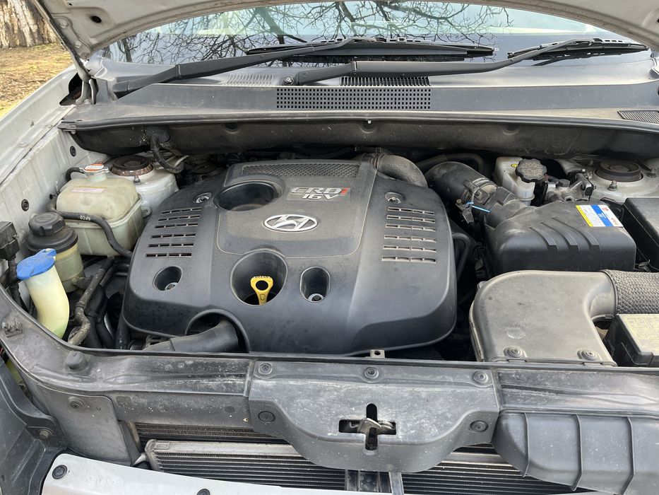 Vand Hyundai tucson 2008 volan dreapta