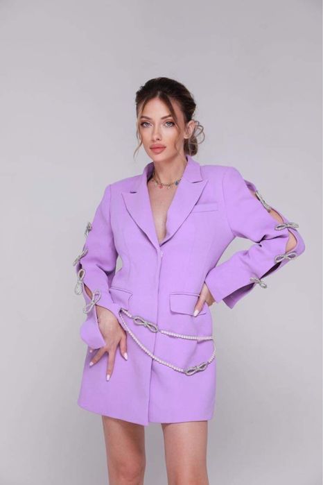 Prada Ermanno Scervino   Pucci Dolce and Gabbana Armani  Zara