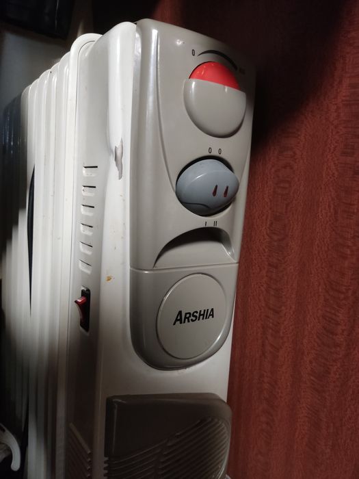 Продам батарею,почти новая .