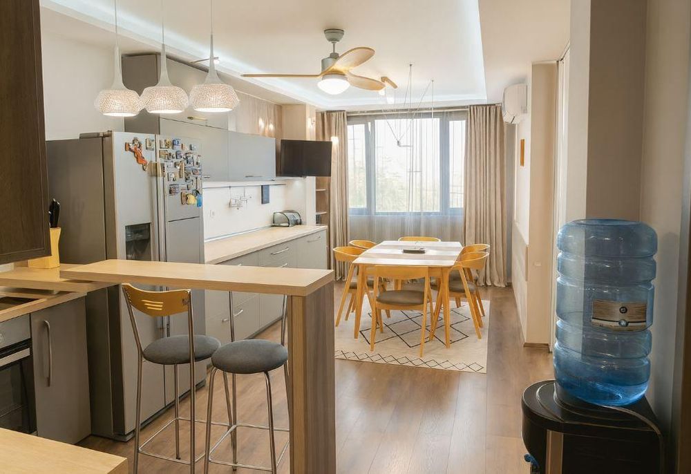 Многостаен апартамент в района на Чайка!