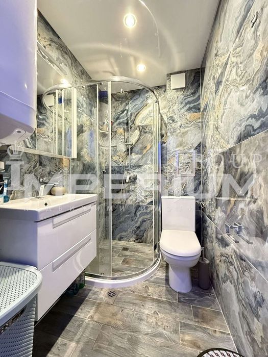 Продава се Двустаен апартамент в Варна, Аспарухово - 71 кв.м за 2212 €/кв.м - Снимка #6